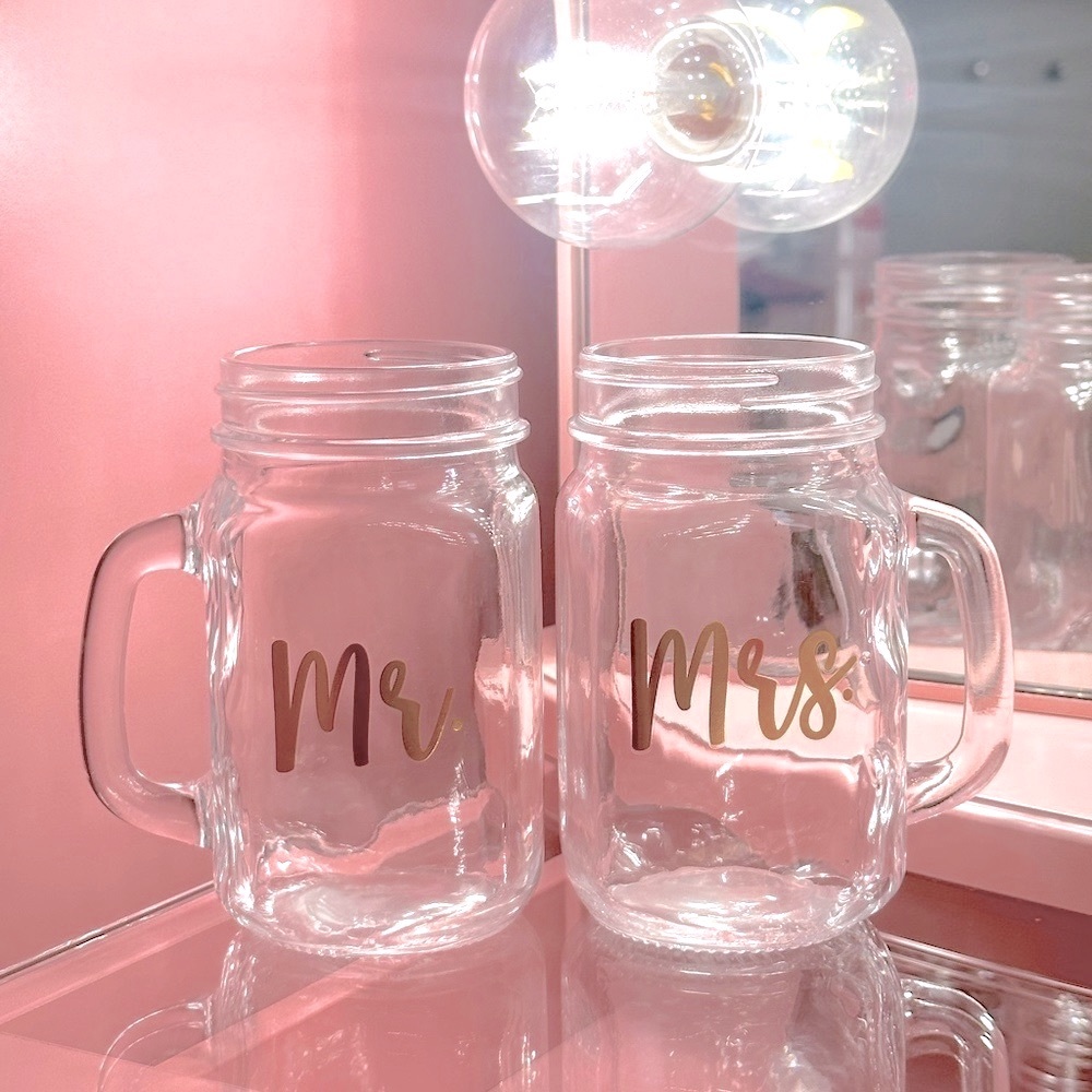 Mr. & Mrs. Mason Jar Drinking Cups - Picture 1 of 1